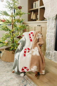 Gingerbread Plush Blanket - BIG FRENCHIES
