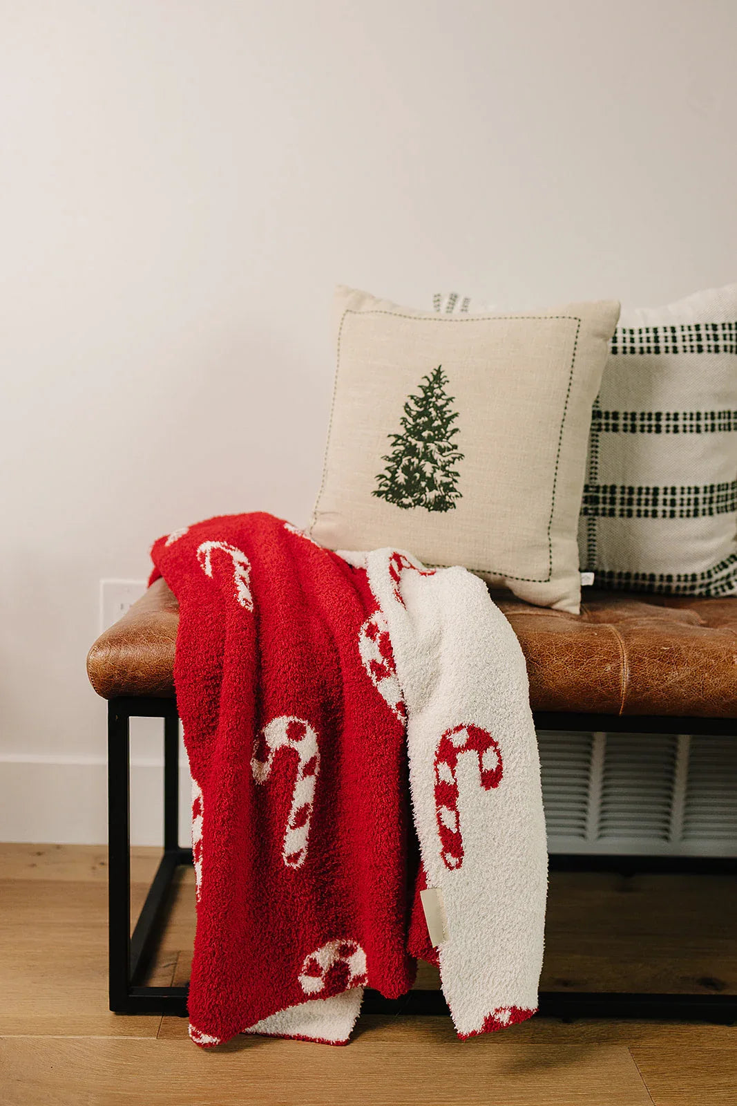 Candy Cane Plush Blanket - BIG FRENCHIES