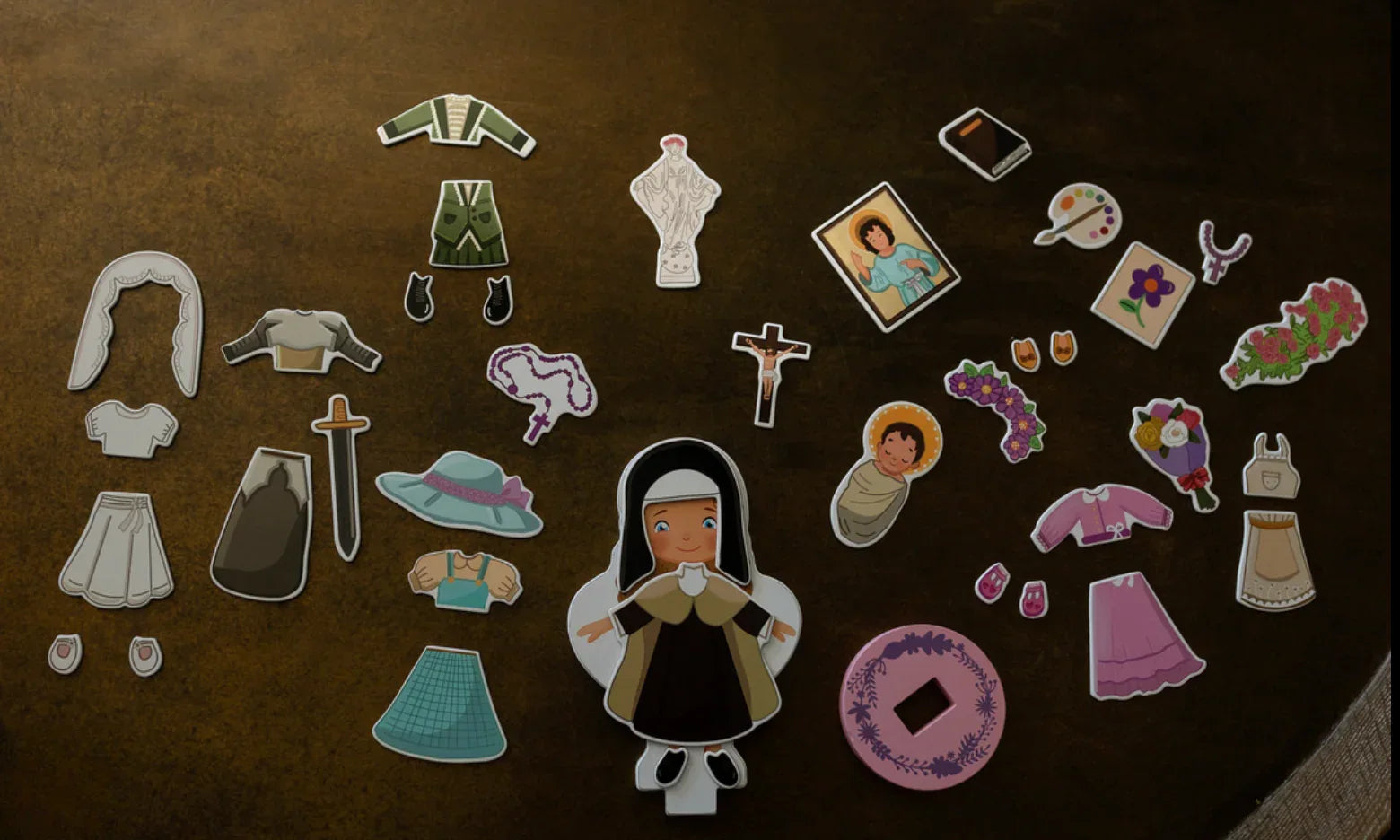 My Saint Thérèse, A magnetic wooden dress-up doll set - BIG FRENCHIES