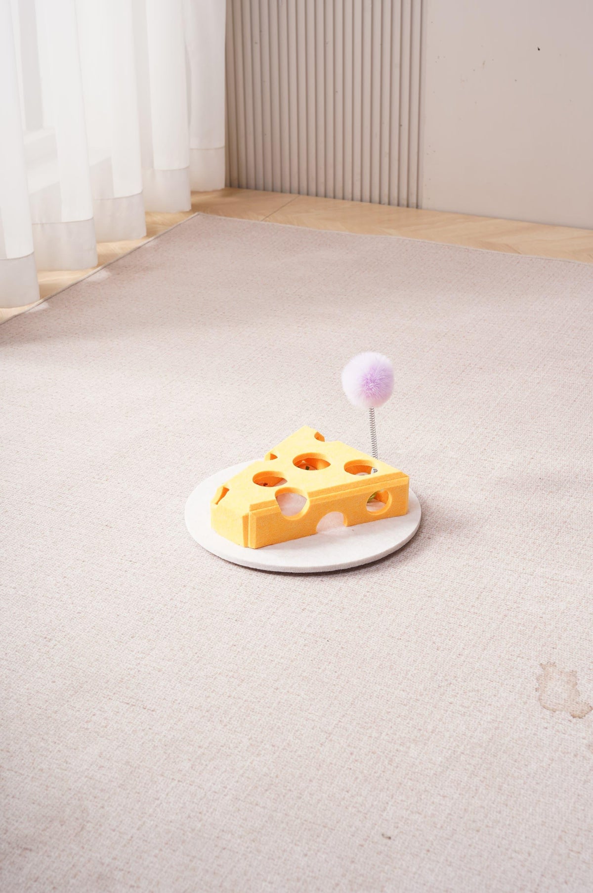 Cat Puzzle Toy With Ball And Spring-loaded Wand Felt Indoor Cat Toy Box Suction Cup Base Treat Puzzle Helps Cats Play In