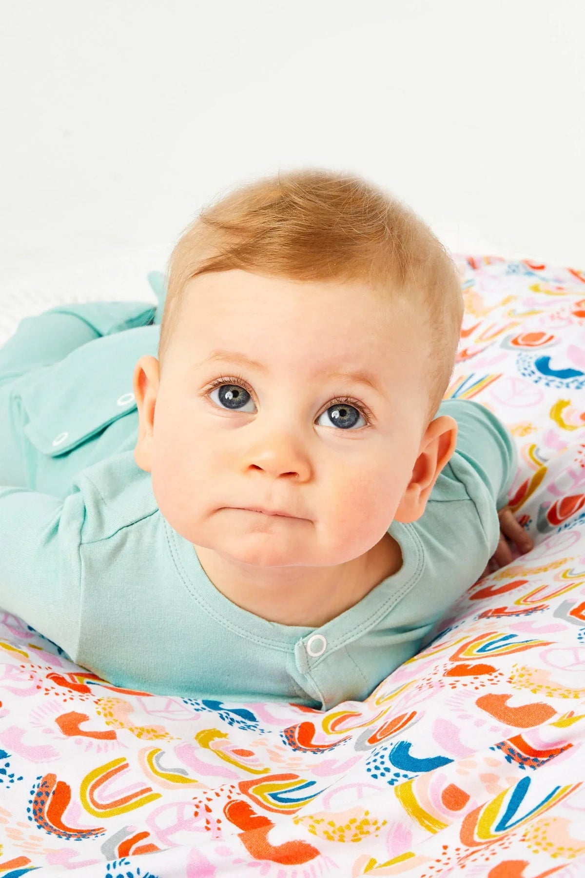Stretchy Oversized Blanket - Rainbows Pink - BIG FRENCHIES