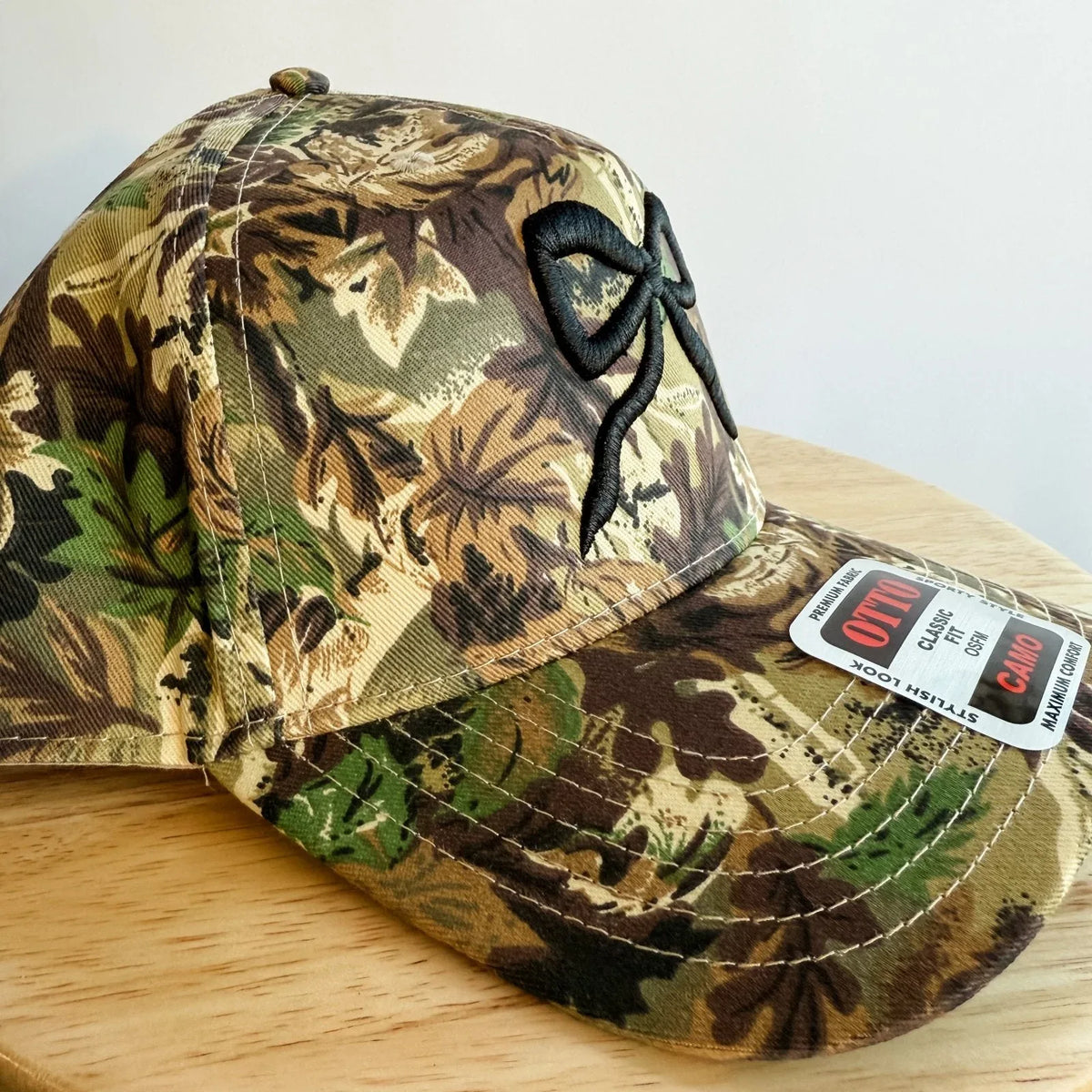 Bow Camo- Trucker Hat Black - BIG FRENCHIES