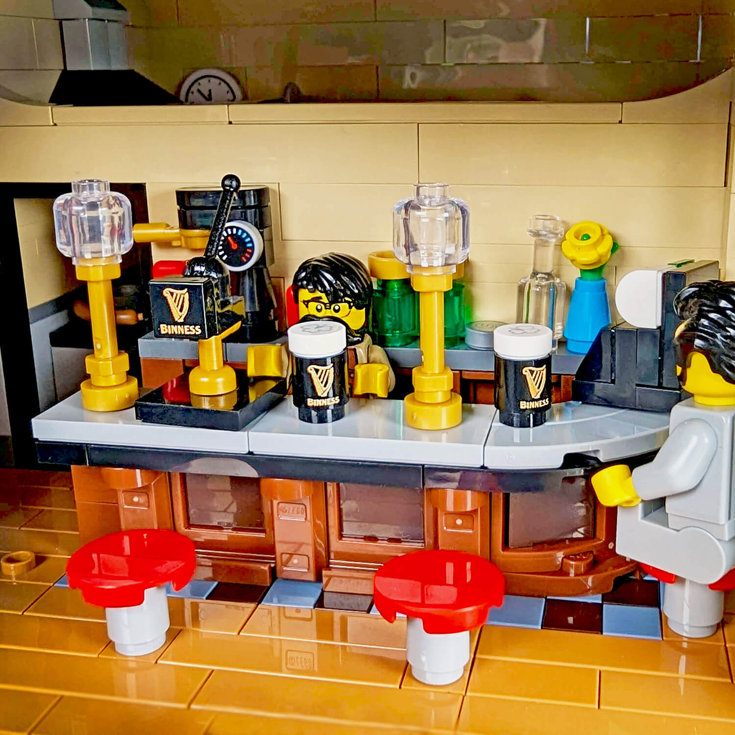 Binness Beer Tap - Bar / Pub - Pint / Drink Custom Printed - Custom Set Made Using LEGO® Parts