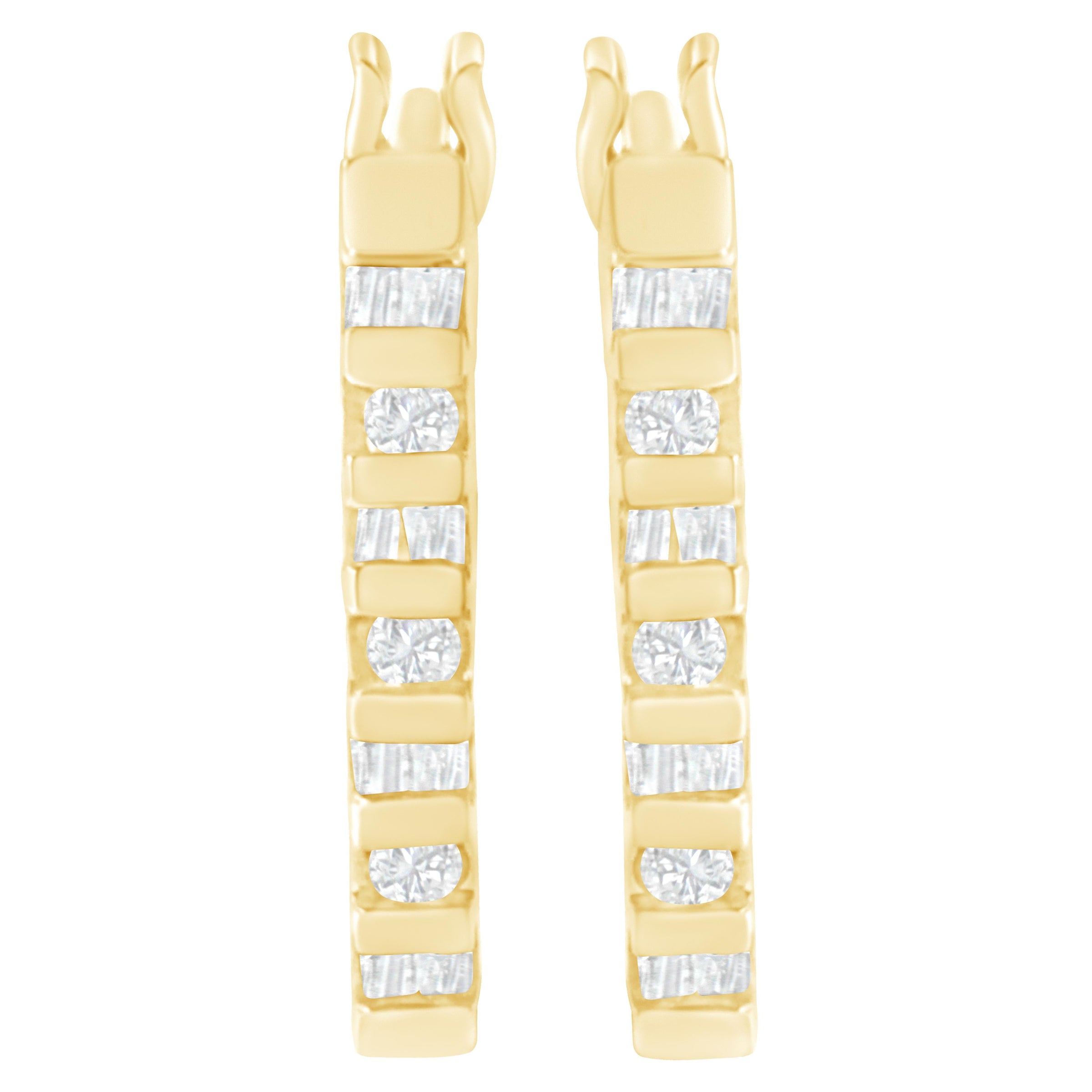 10K Yellow Gold Round and Baguette Cut Diamond Oblong Hinged Leverback Hoop Earrings (Â¼ Cttw, I-J Color, I2-I3 Clarity)