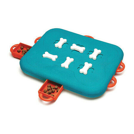 Casino Puzzle Game for Dogs -Nina Ottosson
