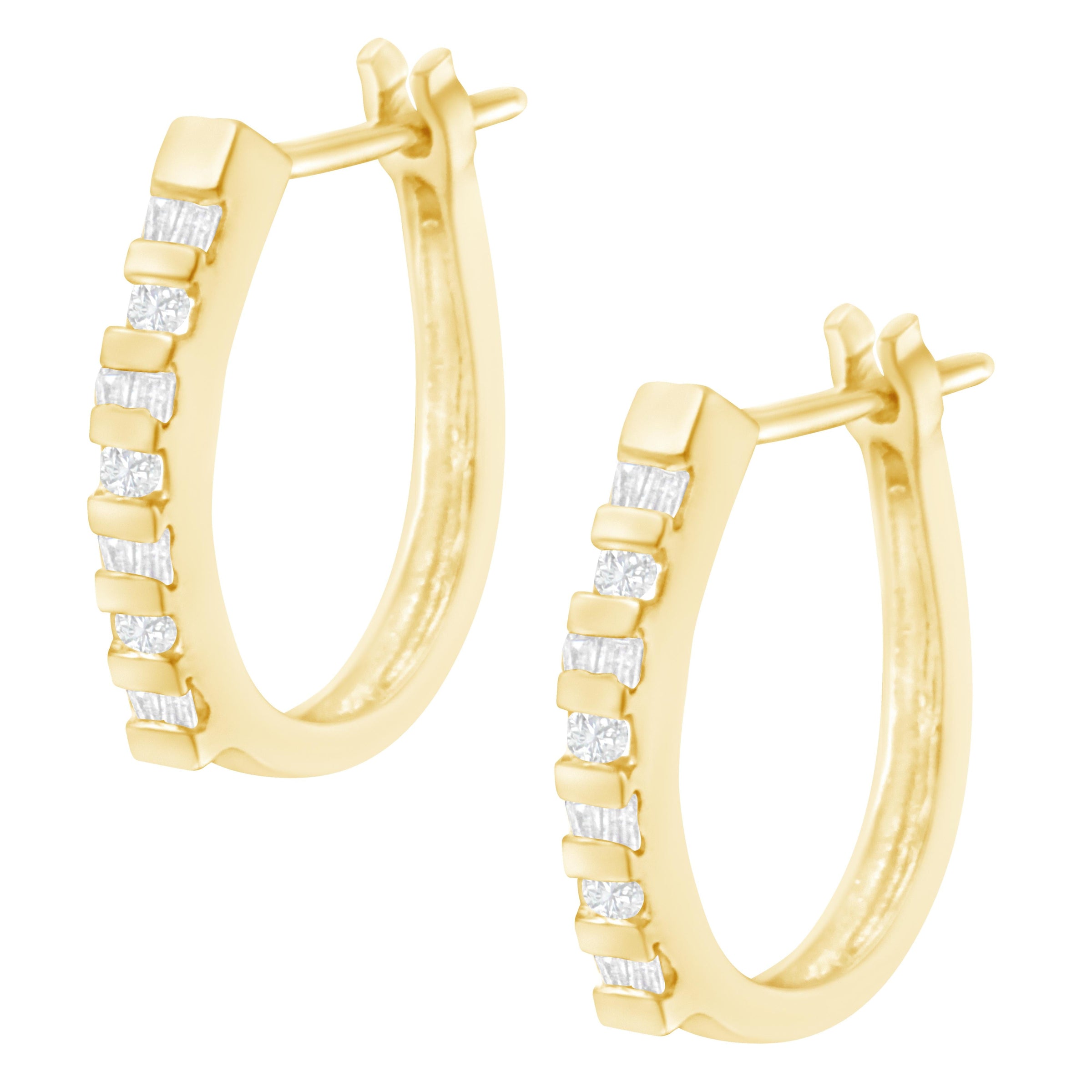 10K Yellow Gold Round and Baguette Cut Diamond Oblong Hinged Leverback Hoop Earrings (Â¼ Cttw, I-J Color, I2-I3 Clarity)
