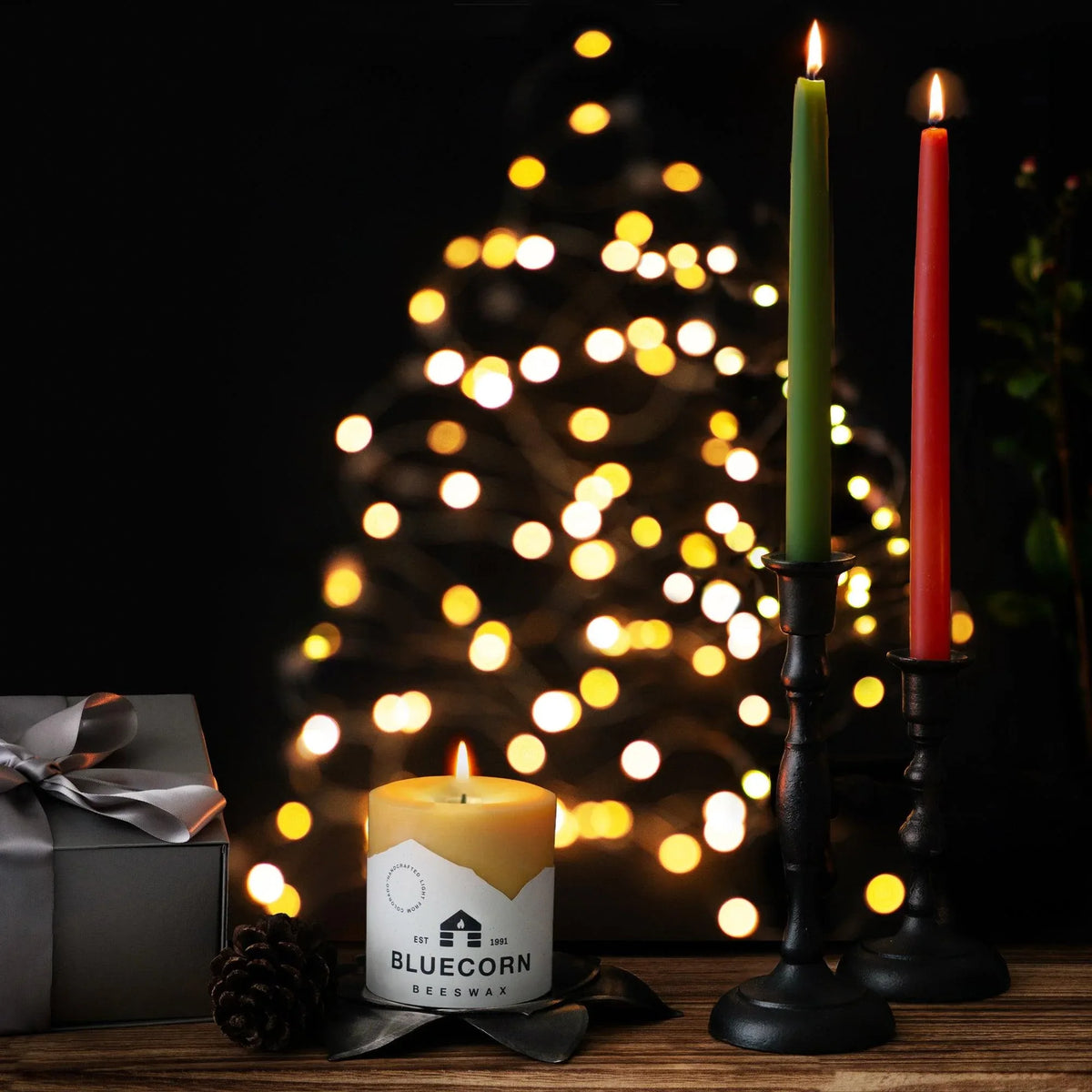 Classic Christmas Beeswax Taper Candle Bundle - Red & Moss Green - BIG FRENCHIES