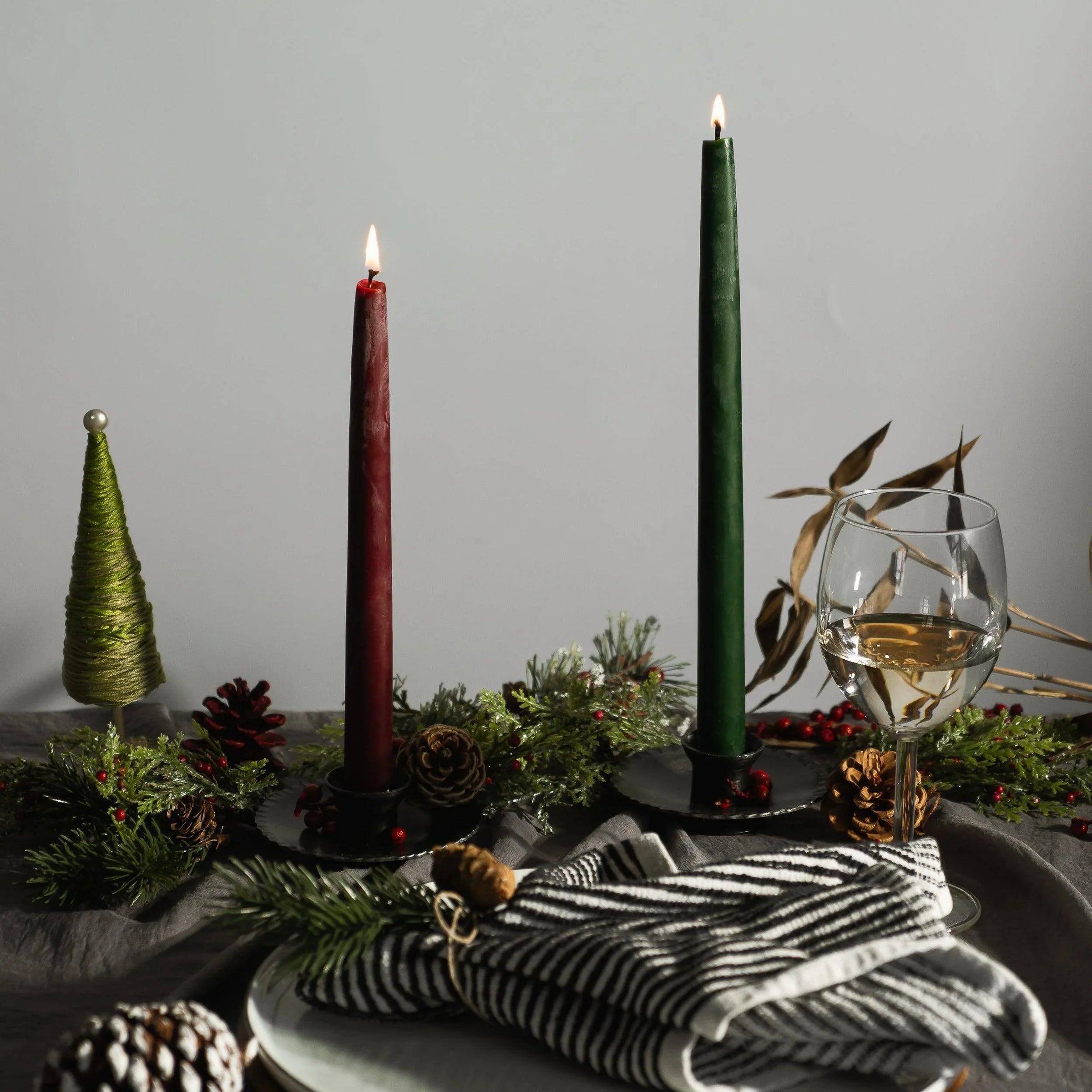 Classic Christmas Beeswax Taper Candle Bundle - Red & Moss Green - BIG FRENCHIES