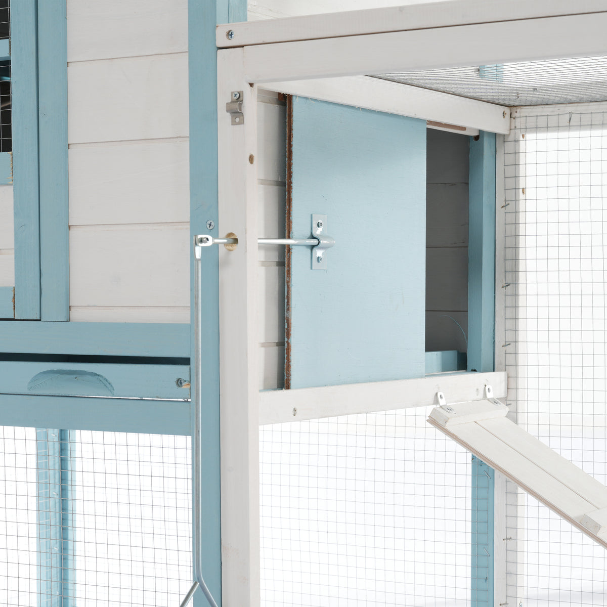 Large Wooden Chicken Coop with Double Nesting Boxes, Outdoor Walk-In Chicken Run with Waterproof Asphalt Roof, Fir Wood 