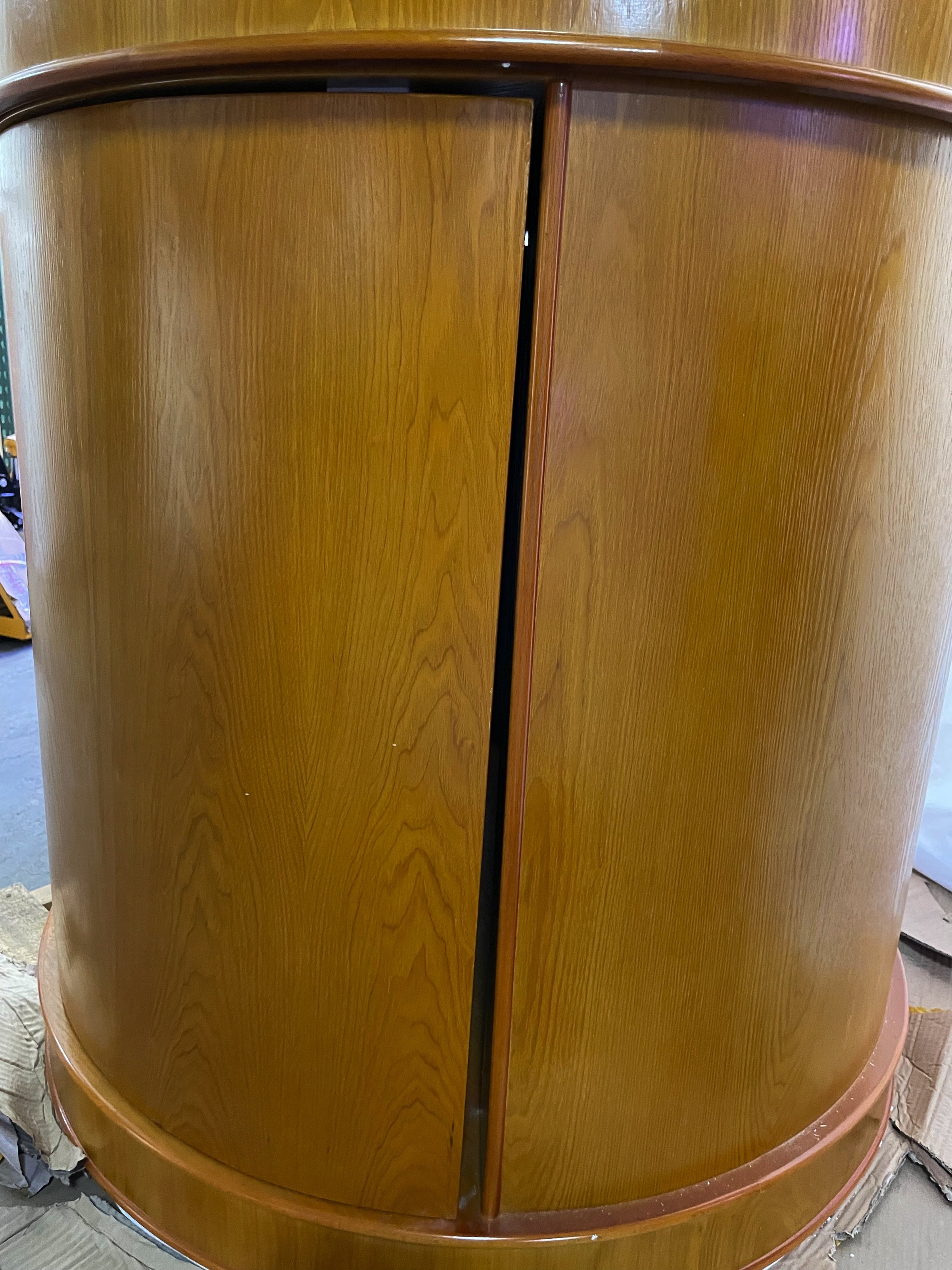 100 Gallon Glass Full Cylinder Aquarium Minor Blemish Reef-Ready Aquarium in Golden Oak Real Wood Furniture