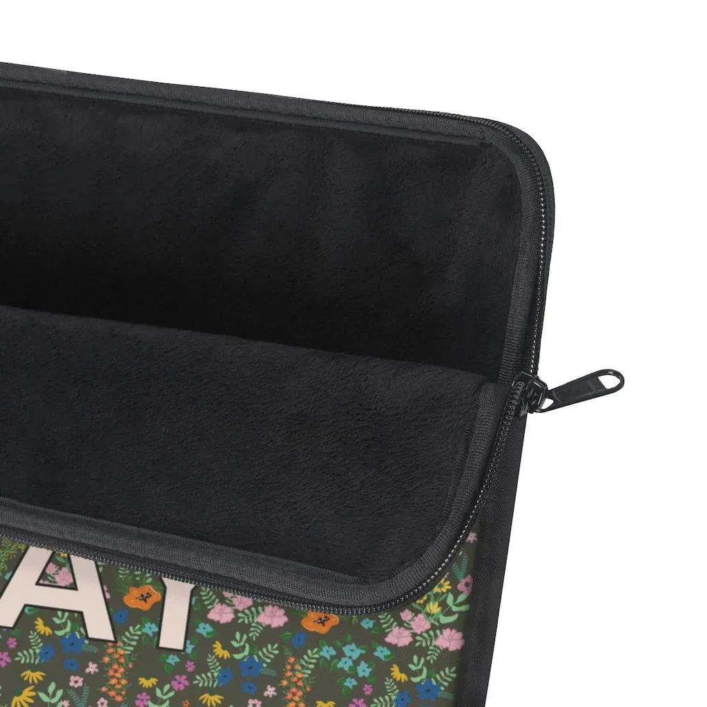 Edit All Day: Vintage Inspired Laptop Sleeve for Photographers - BIG FRENCHIES