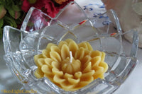 Exquisite Flower Floating Beeswax Candle - BIG FRENCHIES