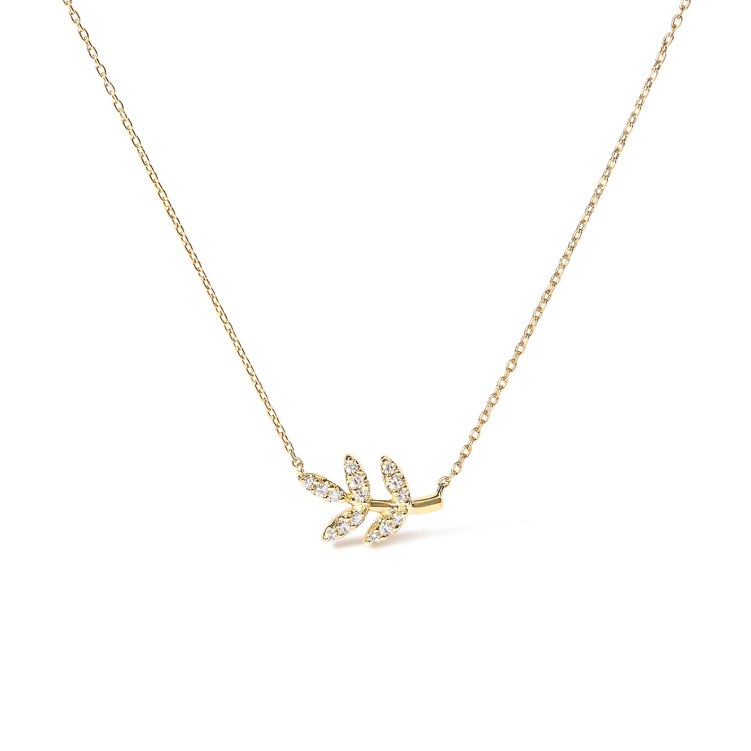 10K Yellow Gold 1/10 Cttw Diamond Leaf and Branch 18" Pendant Necklace (H-I Color, I1-I2 Clarity)