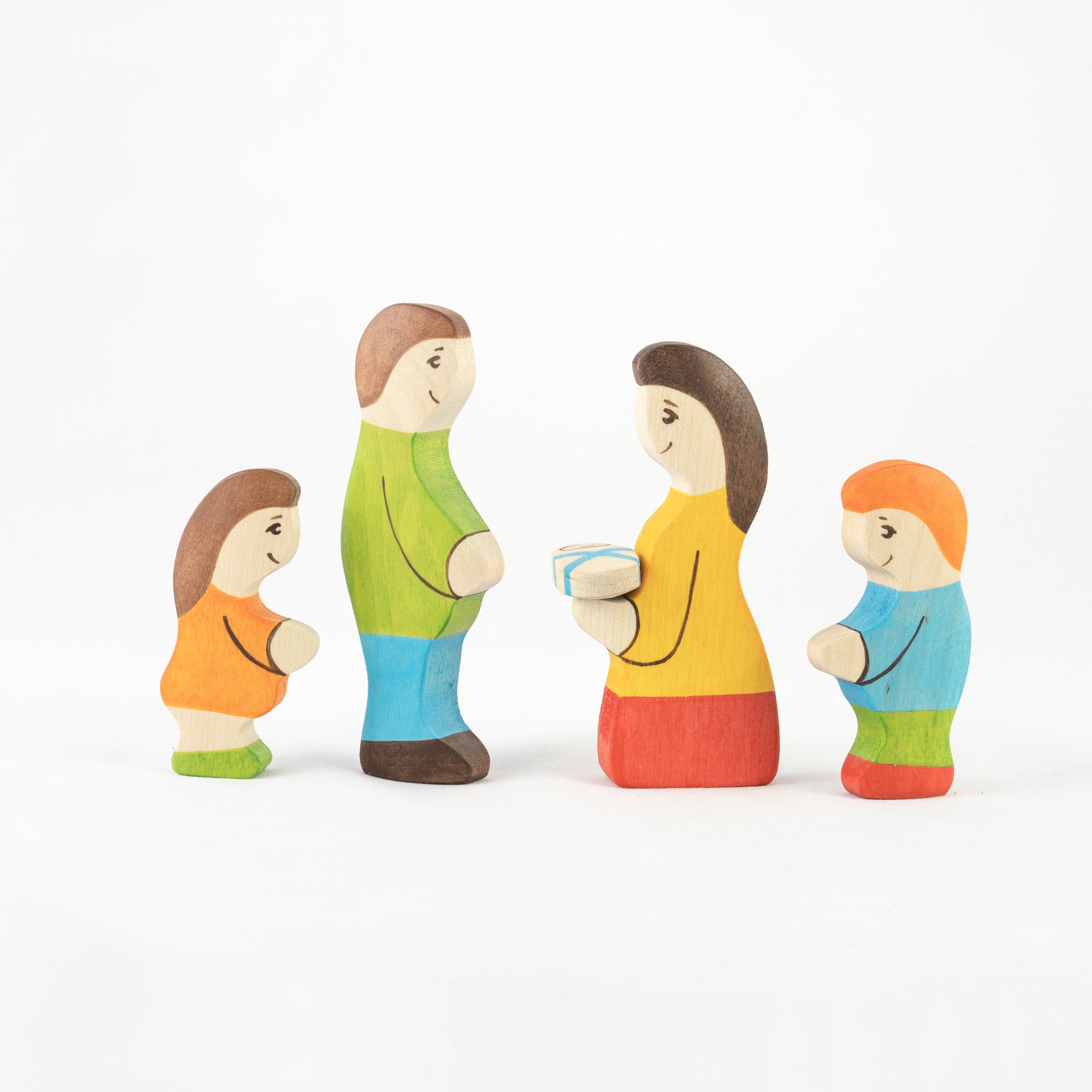 Waldorf Wooden Farmers Family- 5 pieces