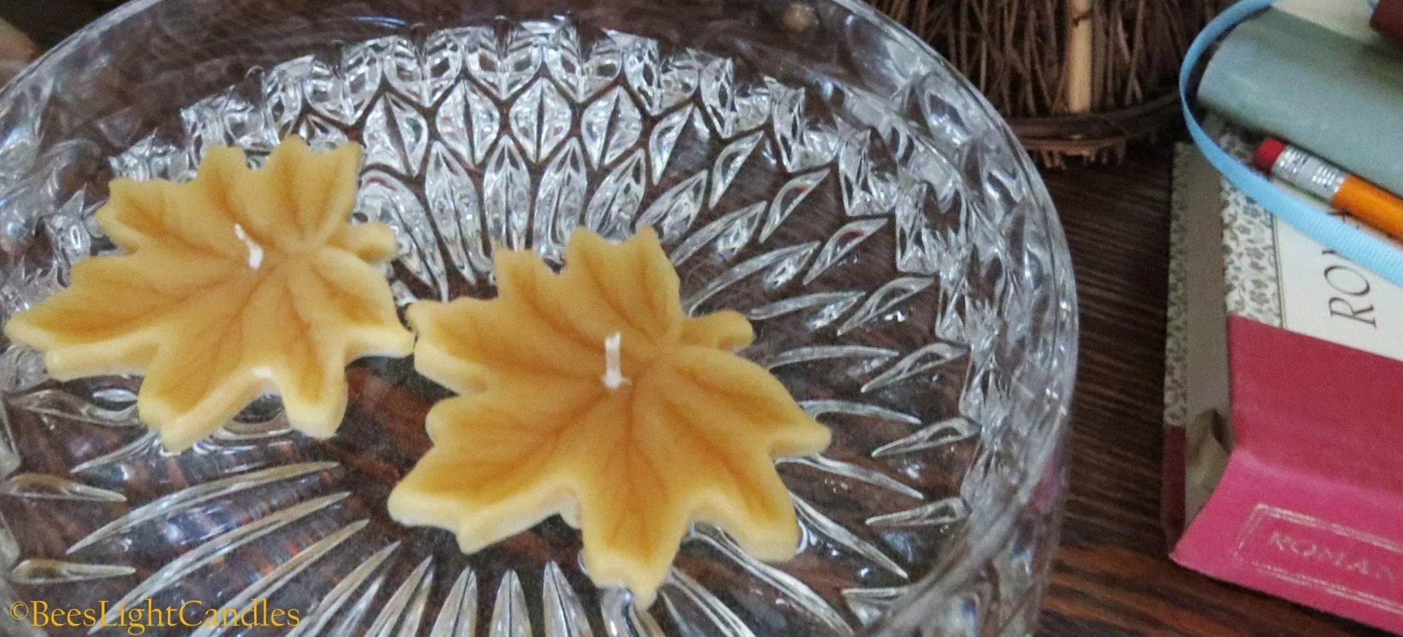 Floating Maple Leaf Beeswax Candle - BIG FRENCHIES