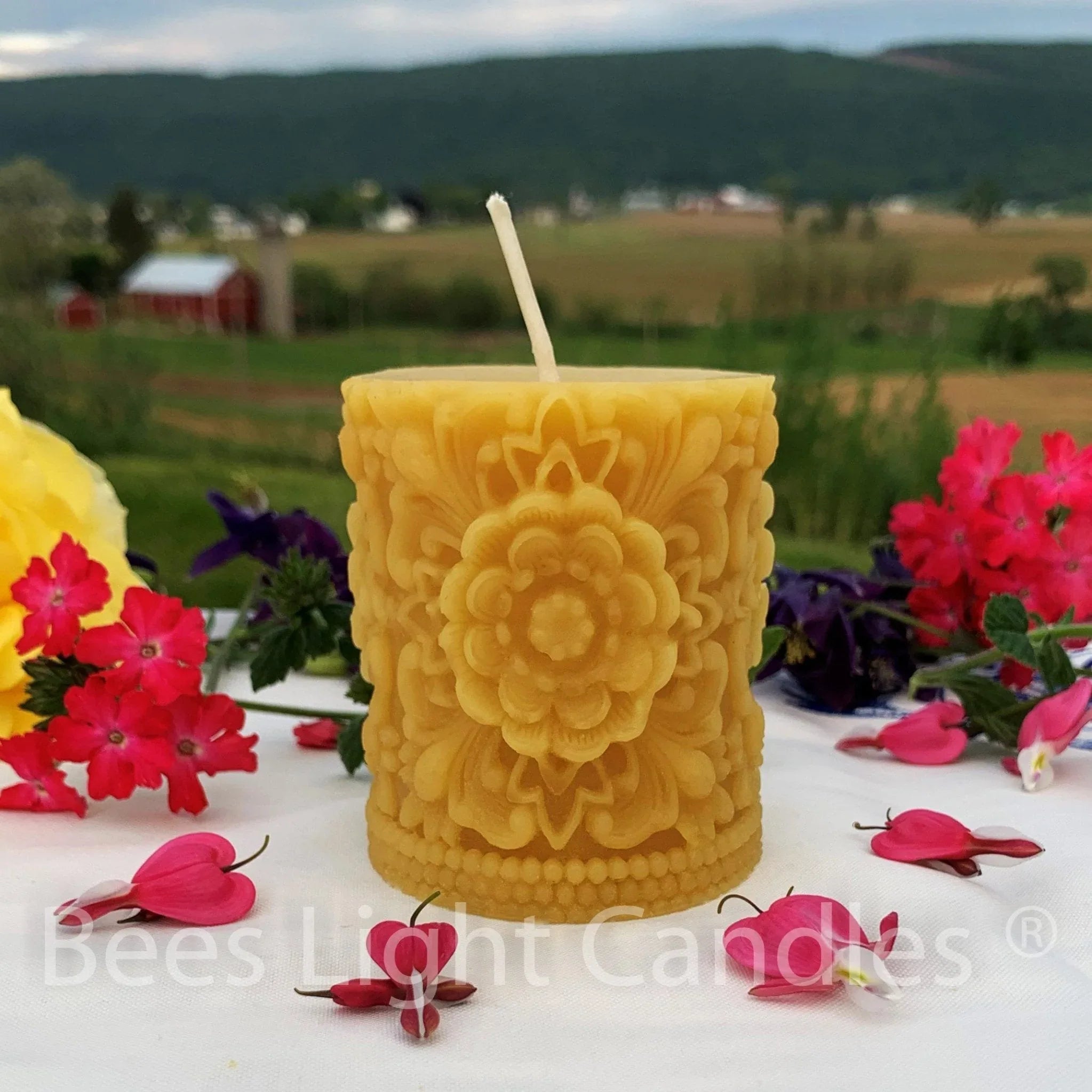 Flower Design Pillar Candle - BIG FRENCHIES