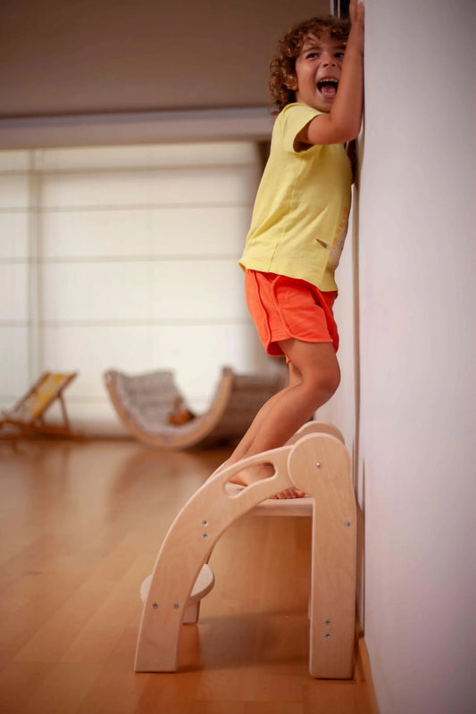 Foldable Montessori Kitchen Step Stool - BIG FRENCHIES