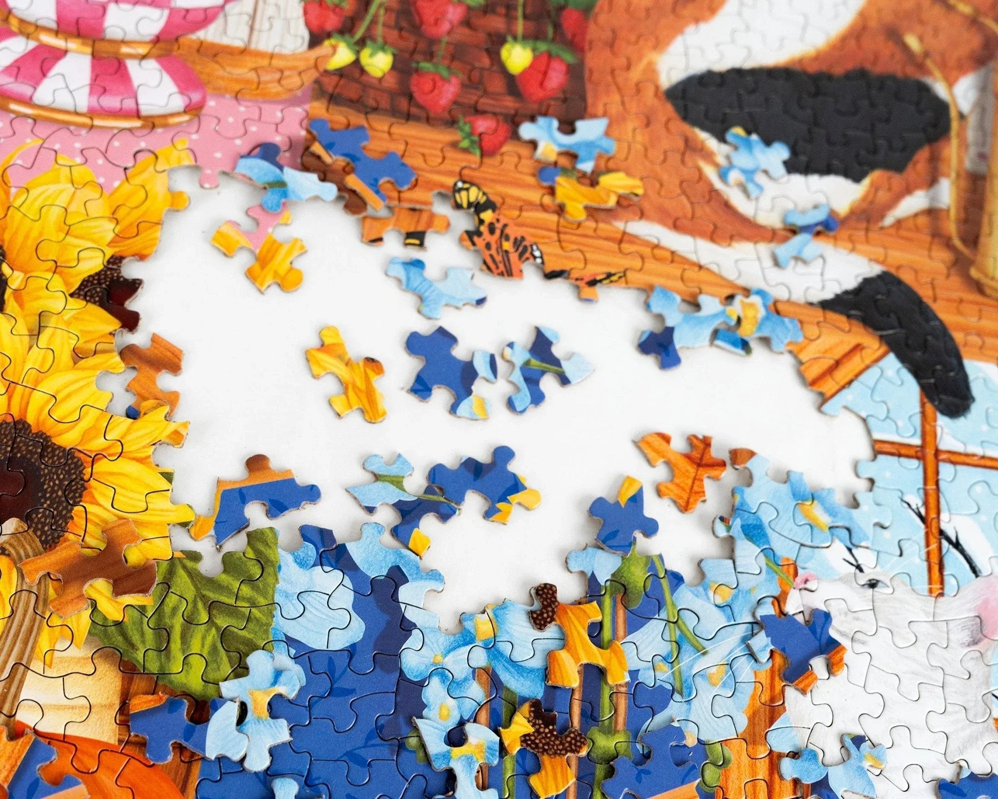 Four Seasons of Cats 1000 Piece Jigsaw Puzzle | Springbok Puzzles - BIG FRENCHIES
