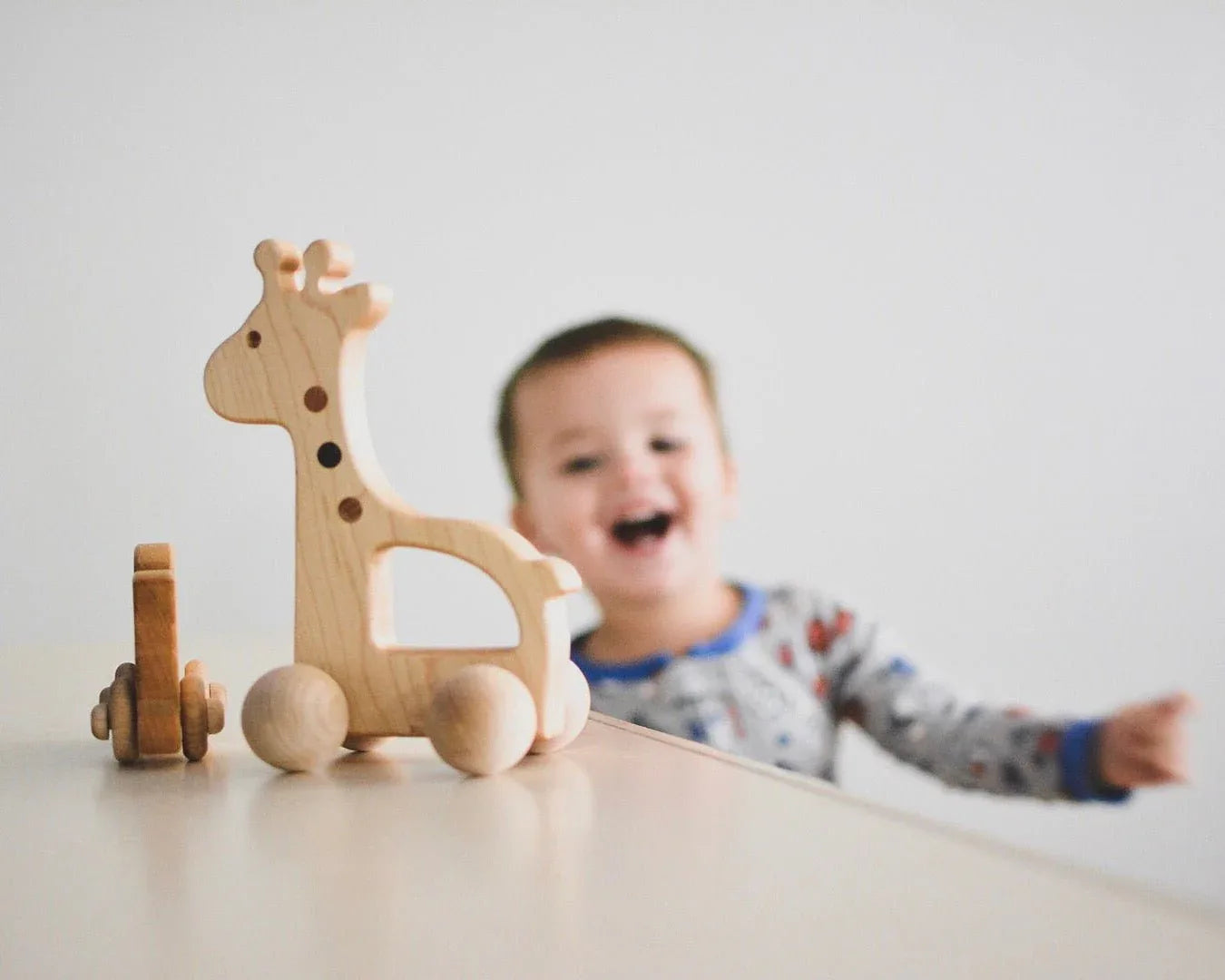 Giraffe Push Toy - BIG FRENCHIES