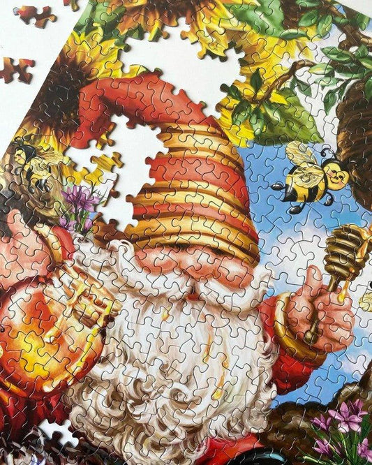 Gnome Worries Bee Happy 500 Piece Jigsaw Puzzle by Springbok Puzzles - BIG FRENCHIES