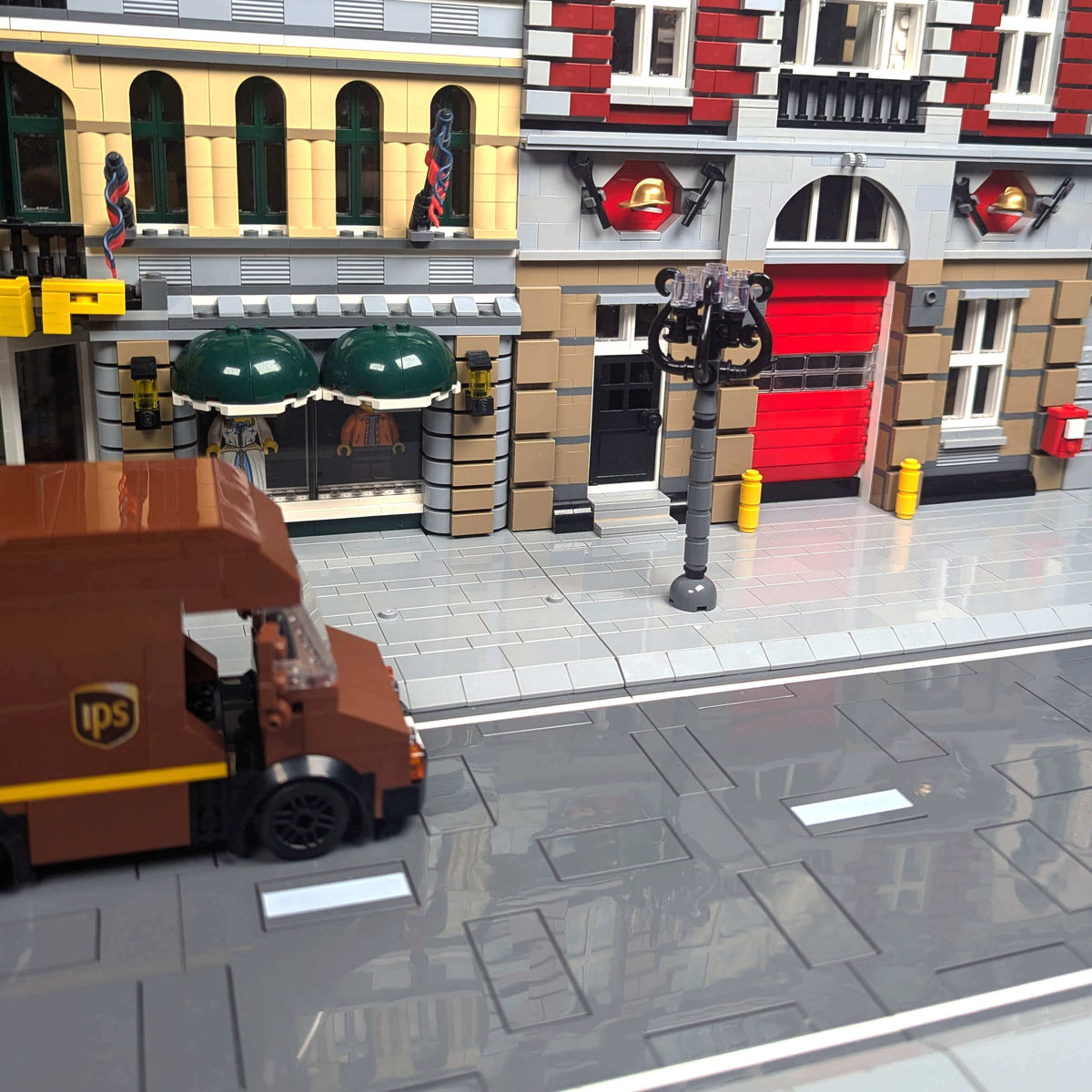 Gray & Black Spiral Lamppost - Building Set - Made Using LEGO® Parts-Building Toys-BIG FRENCHIES-StudBee