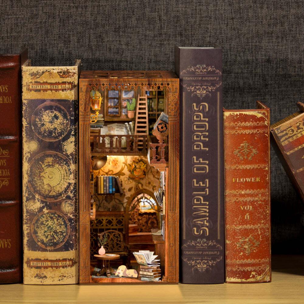 Eternal Bookstore w/ Dust Cover - BIG FRENCHIES