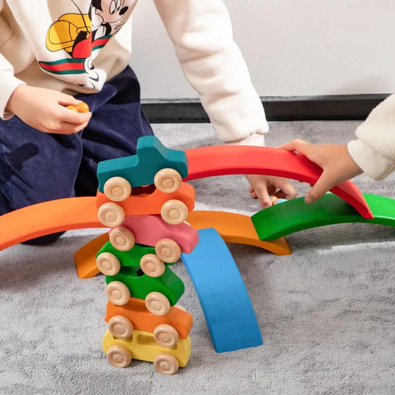 7 Pcs Colored Wooden Rainbow Cars Set with 3 Peg Dolls - BIG FRENCHIES