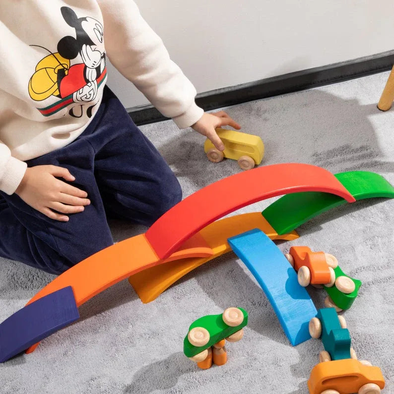 7 Pcs Colored Wooden Rainbow Cars Set with 3 Peg Dolls - BIG FRENCHIES