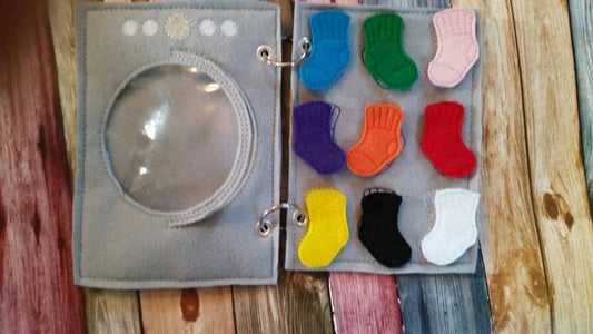 Color matching Quiet book page - Color Sock Match - laundry - color sorting busy book page - counting game - educational - learning toy - BIG FRENCHIES