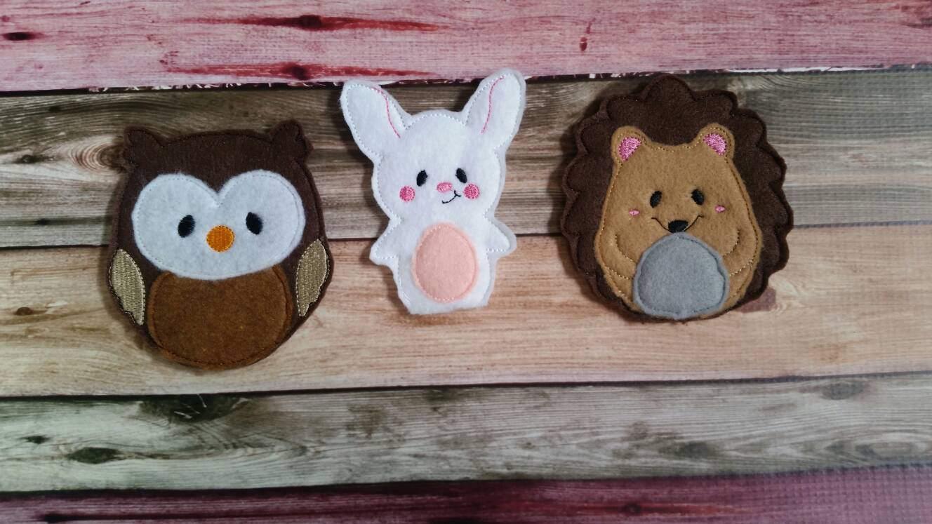 Forest animal - finger puppet - woodland animal - puppet show- quiet toy - party favor - animal - children -educational - pretend play - BIG FRENCHIES