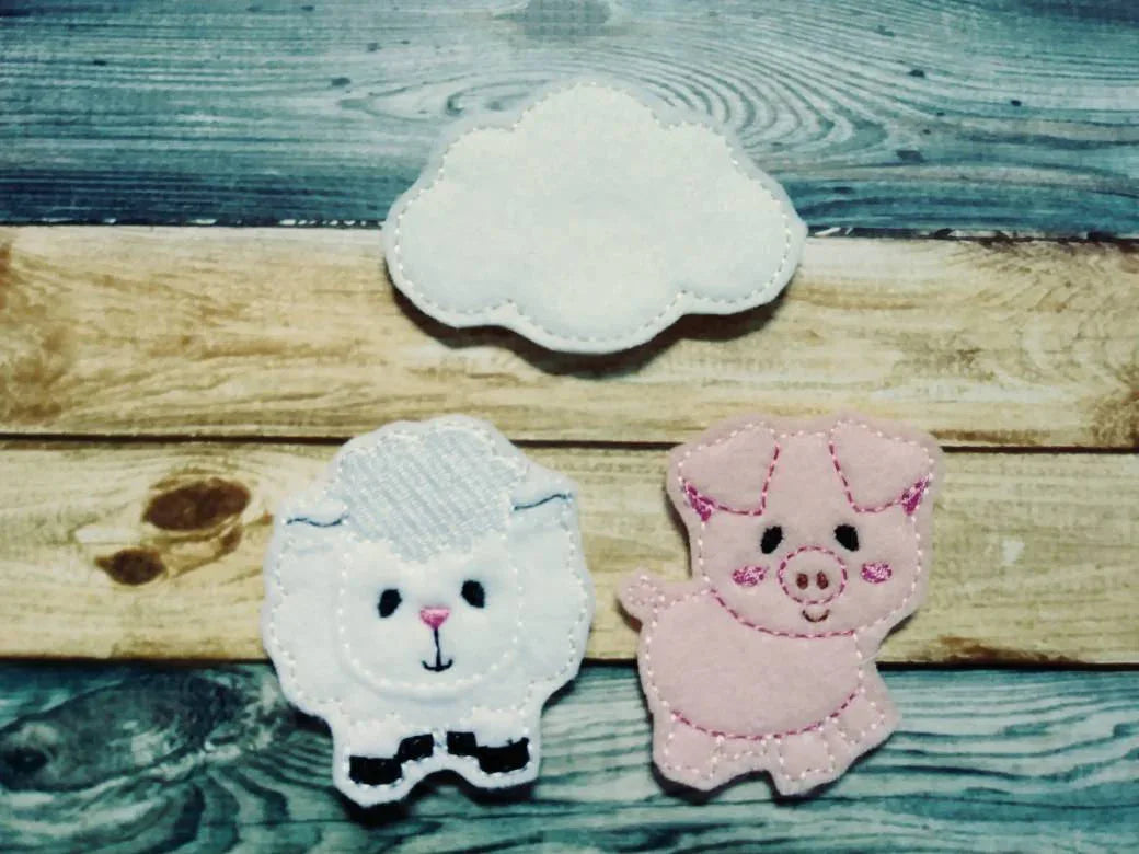 Felt Farm - Playset - felt board - Quiet toy - Learning - Educational Toy - Barn - Farm Animals - farm play set - pretend play - eieio - BIG FRENCHIES