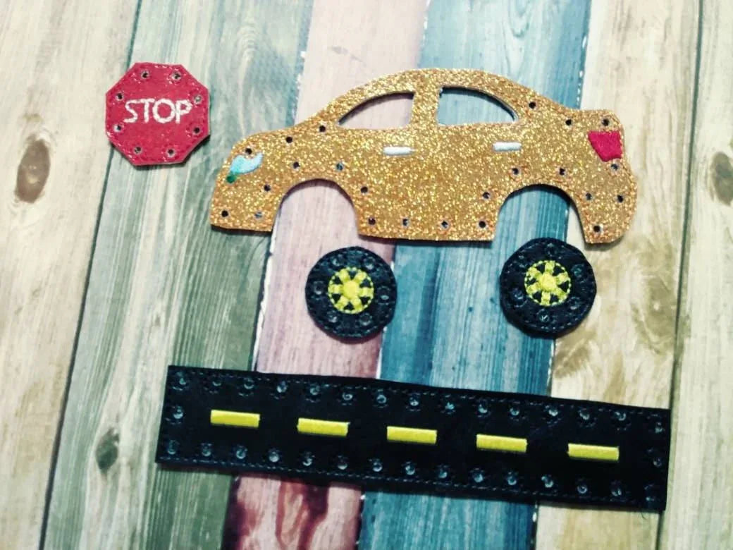 Sewing cards for kids - Car sewing card - learn to sew - busy toy - activity toy - car lacing card - learning toy - Montessori toy - quiet - BIG FRENCHIES