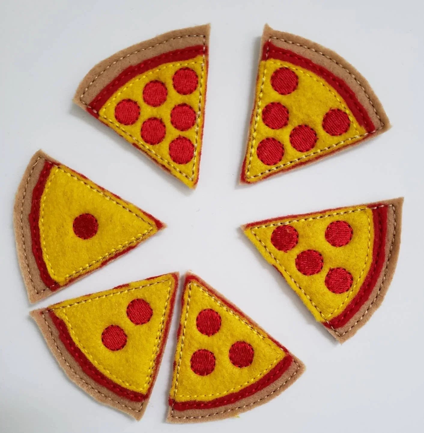 Learn to count - felt pizza counting quiet book page - number match - quiet book page - busy book - BIG FRENCHIES