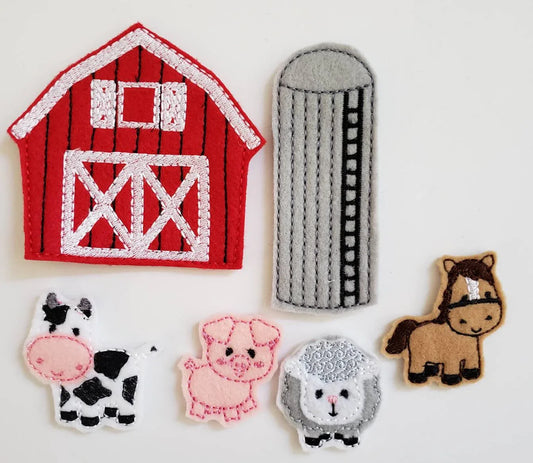 Farm Animal Felt Quiet Book Page - Busy Book - Activity Book - learning board - Interactive - Barn - Horse - Sheep - pig - cow - BIG FRENCHIES