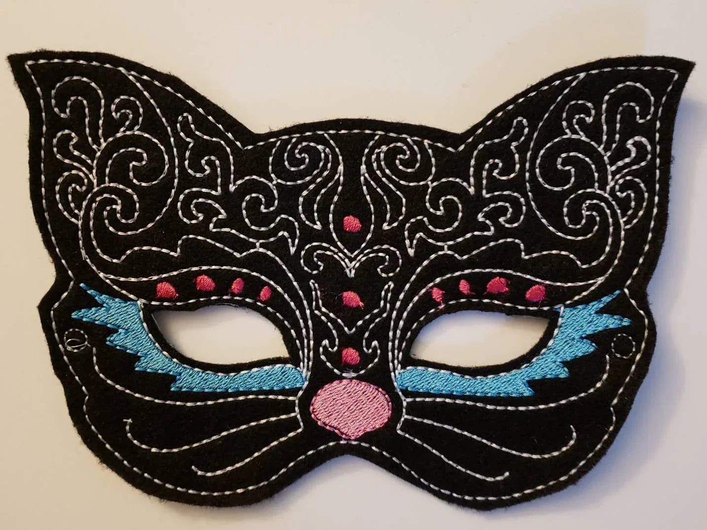 Felt Exotic Cat Mask - Halloween Costume - Birthday Party Favor - magical - non food treat - Fantasy - dress up - pretend play - Parade - BIG FRENCHIES