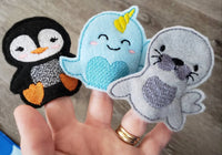 Felt finger puppet animal - Arctic Animal quiet book page - Gift for kids - habitat - Party Favor - learning toy - animals and biomes - BIG FRENCHIES