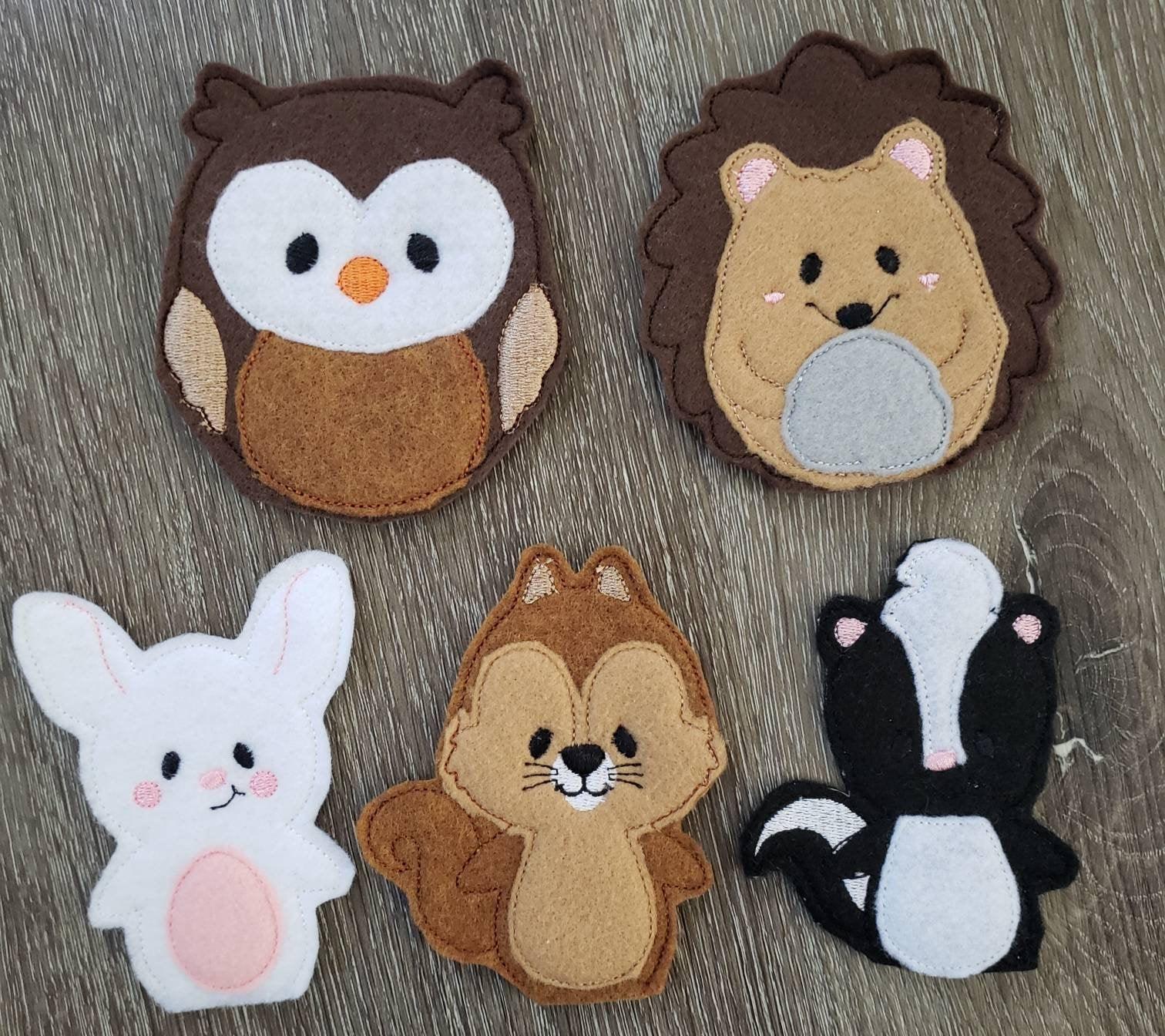 Felt finger puppet animal - Woodland Animal quiet book page - Gift for kids - habitat - forest animals - learning toy - animals and biomes - BIG FRENCHIES
