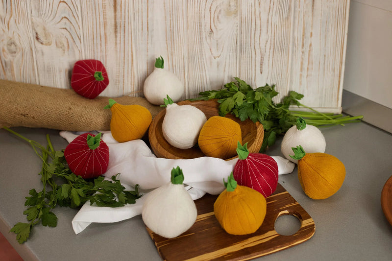Onion play vegetable food - BIG FRENCHIES