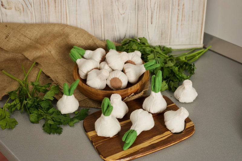 Garlic play food (felt food, vegetables, fruit, pretend play kids kitchen, plush toy, cooking toys, doll fake food, farmers market for baby) - BIG FRENCHIES