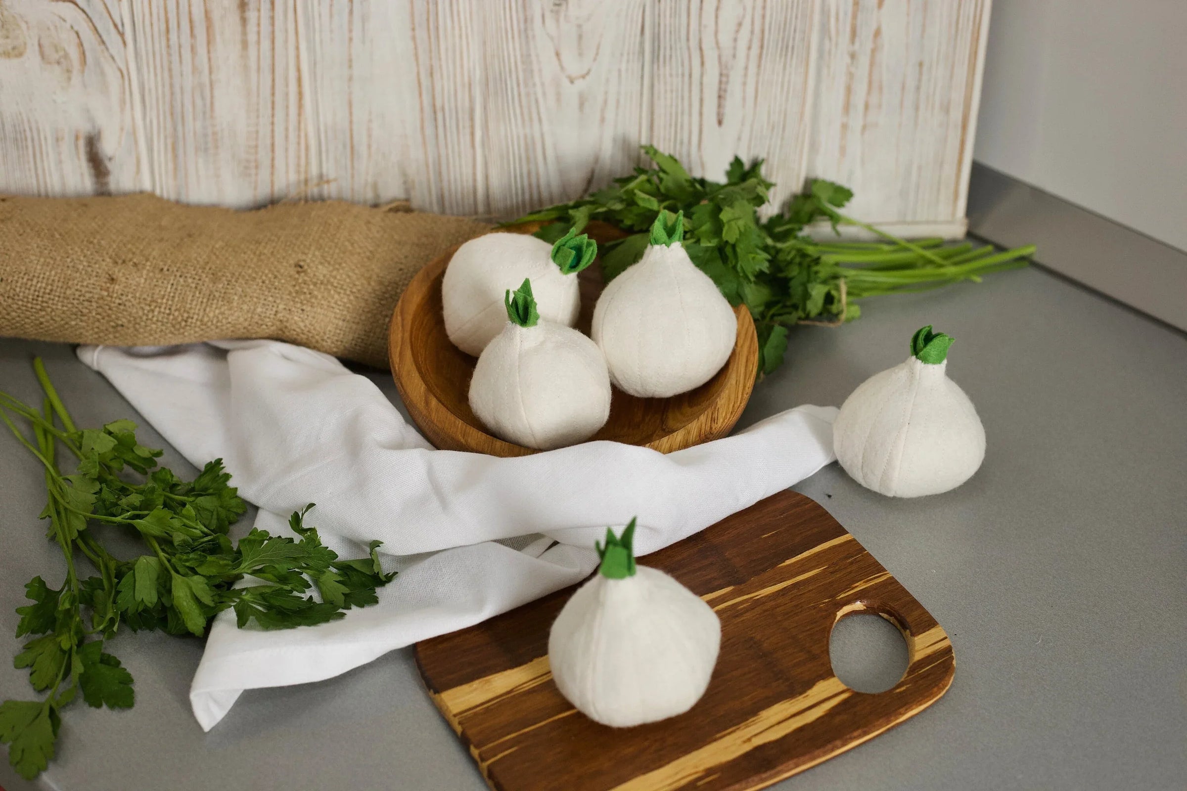 Onion play vegetable food - BIG FRENCHIES