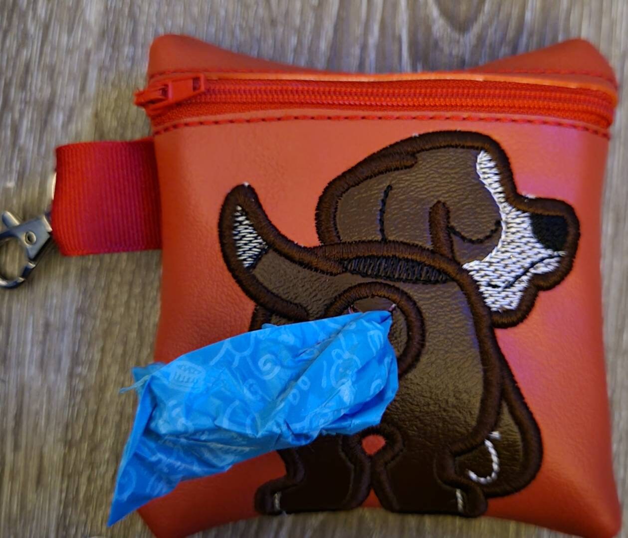 Bassett Hound Poop Bag Pouch - gift for dog lover - Gift for Dog Walker - veterinarian - dog breed - dog groomer - Hound Dog Butt - BIG FRENCHIES