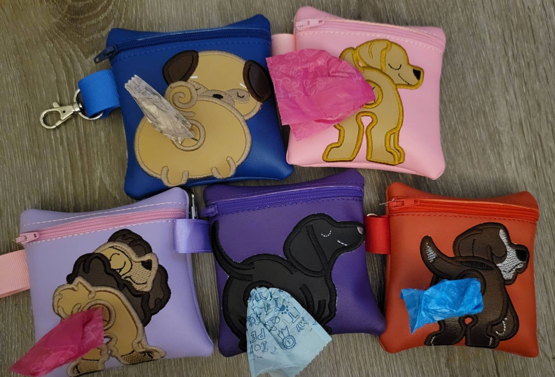 Bassett Hound Poop Bag Pouch - gift for dog lover - Gift for Dog Walker - veterinarian - dog breed - dog groomer - Hound Dog Butt - BIG FRENCHIES