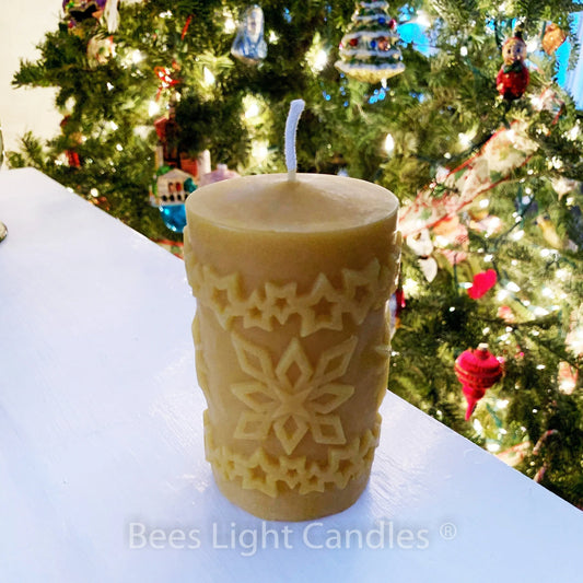 Snowflake and Star Beeswax Candle - BIG FRENCHIES