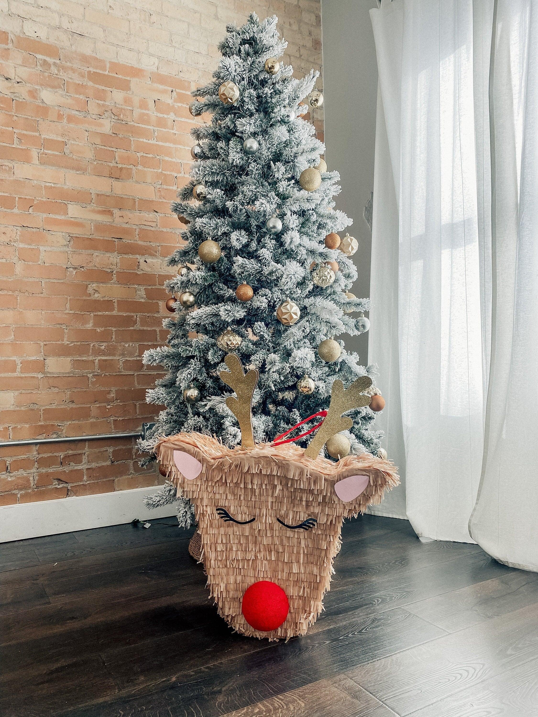 🦌 Rudolph Reindeer Piñata – Handmade Christmas Party Decoration & Candy Holder - BIG FRENCHIES