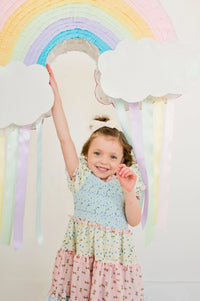 🌈Vibrant Rainbow Party Piñata - Colorful & Fun - Ideal for Birthdays and Joyful Events