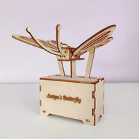 Fluttering Butterfly DIY Kit, Educational STEM Toy - BIG FRENCHIES