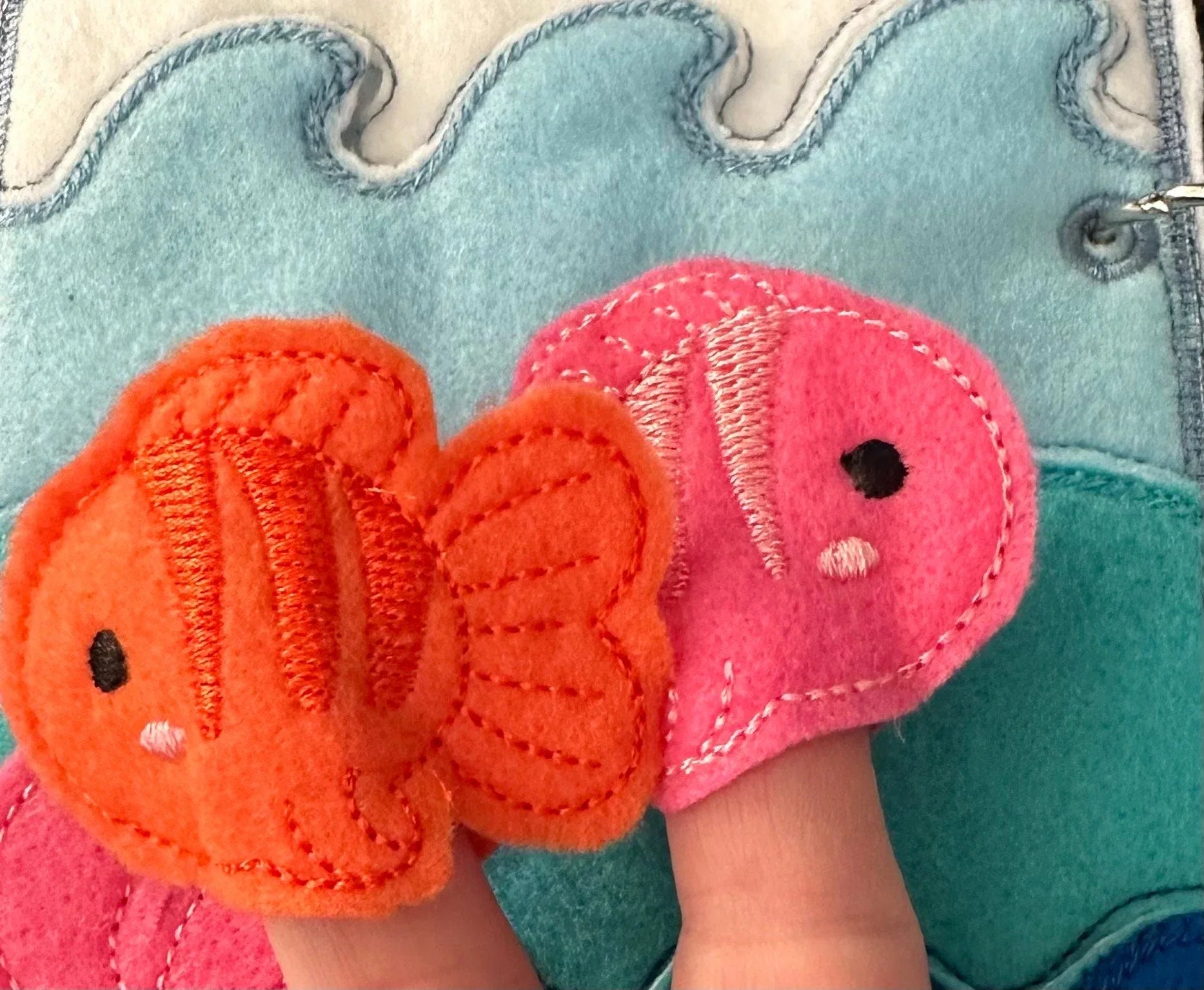 Under the Sea Quiet Book, Ocean Animal Finger Puppets, Teacher and
Child Learning Toy - BIG FRENCHIES