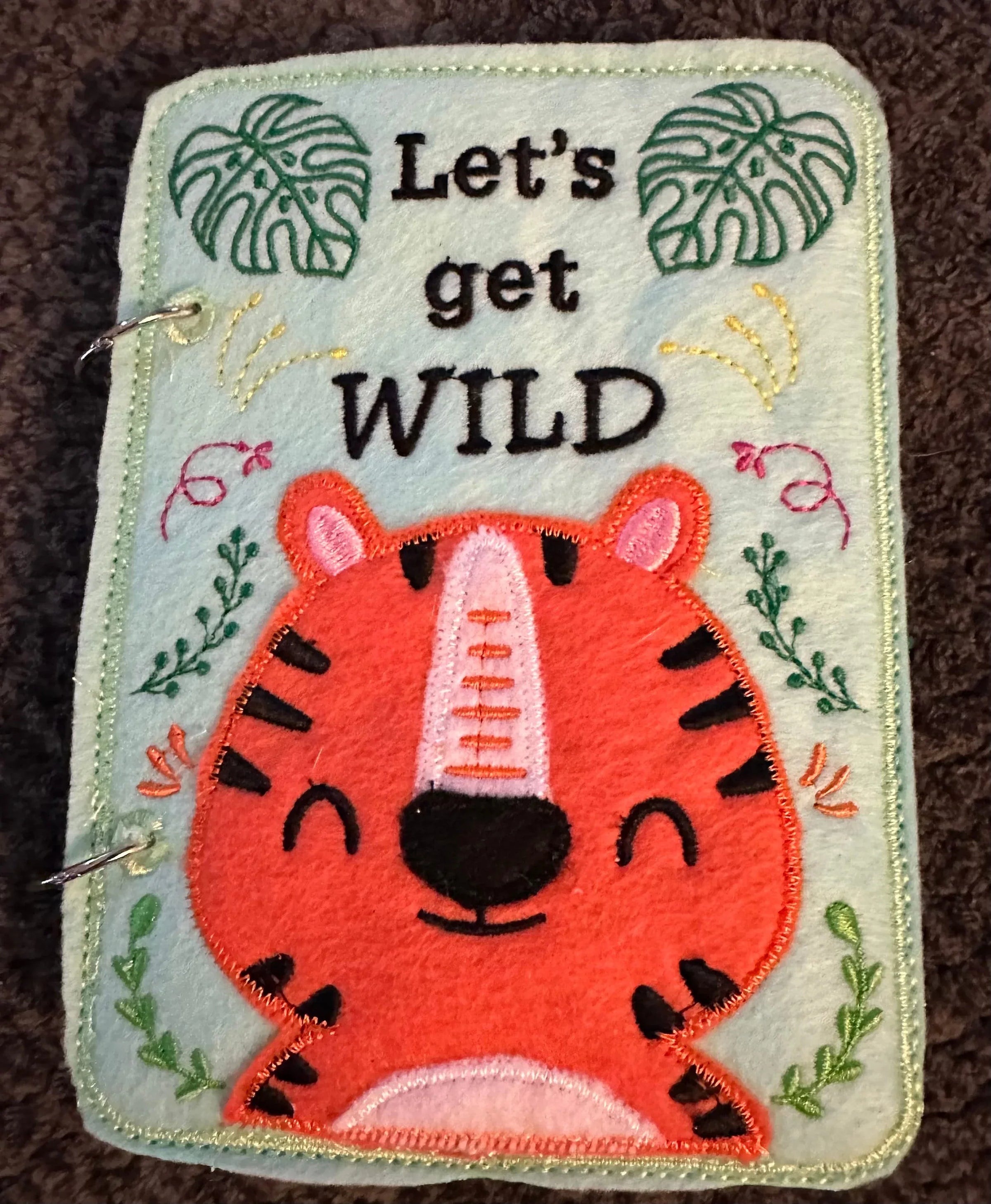 Jungle Animal Toddler Quiet Book - Busy Book - Zoo Animal Activity Book - Gift for Toddler - Animal Finger Puppets - Educational Quiet Book - BIG FRENCHIES