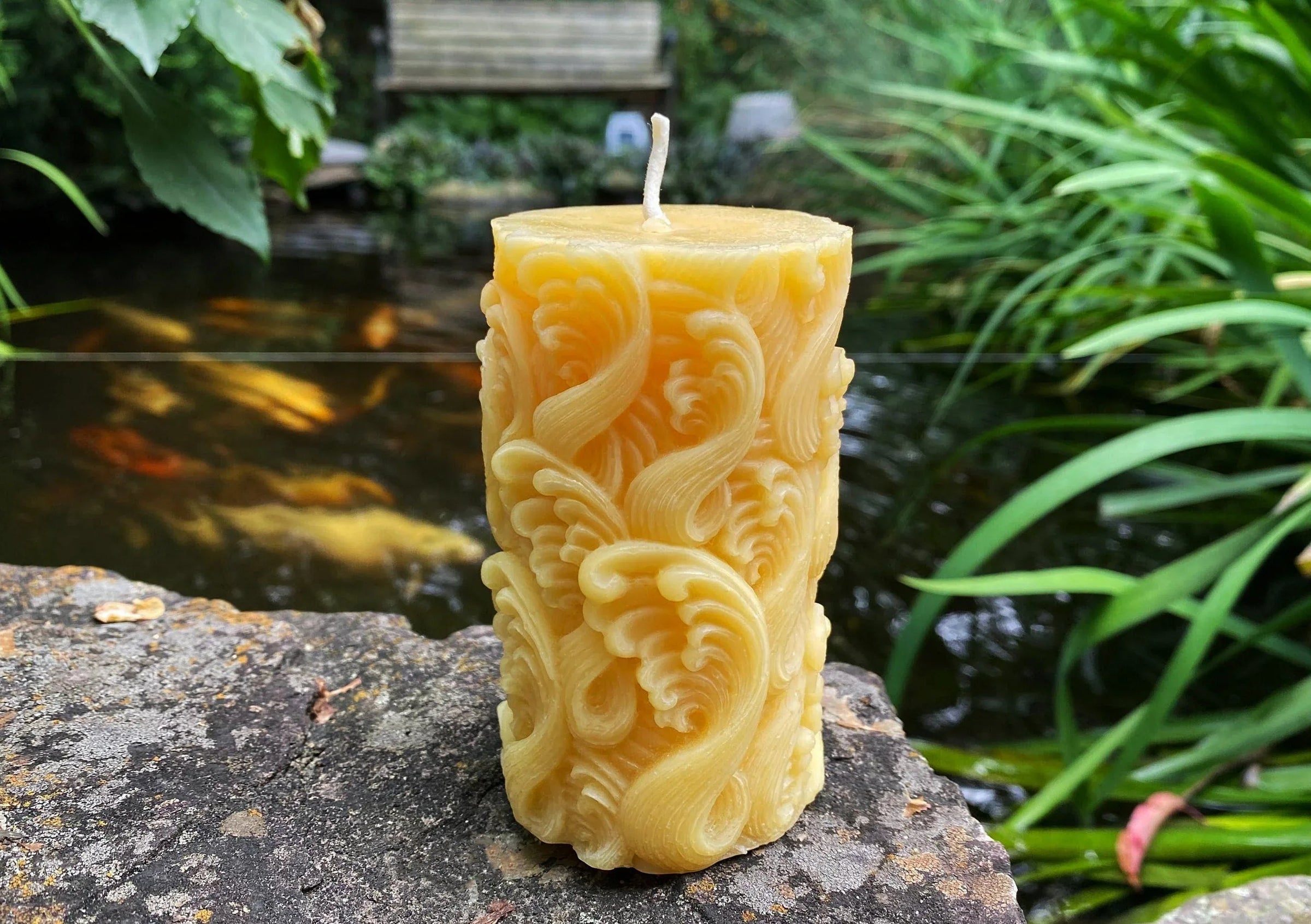 Wave Beeswax Pillar Candle - BIG FRENCHIES