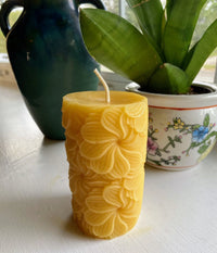 Pinwheel Flower Pillar Candle - BIG FRENCHIES